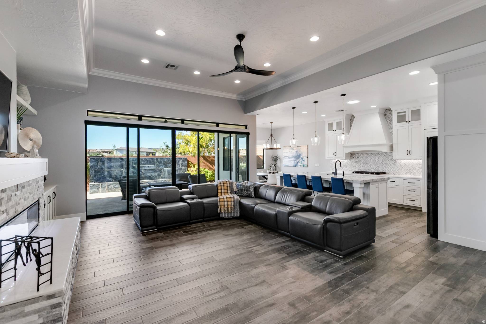 WASHINGTON VISTA PH 5A - Residential