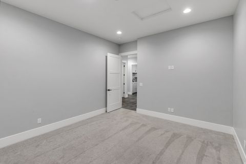 Tiny photo for 2013 N SOMERSET CIR, Washington, UT 84780 (MLS # 2127246)