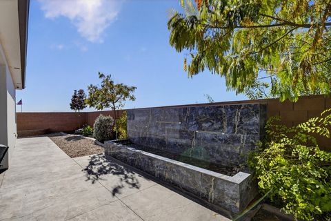 Tiny photo for 2013 N SOMERSET CIR, Washington, UT 84780 (MLS # 2127246)