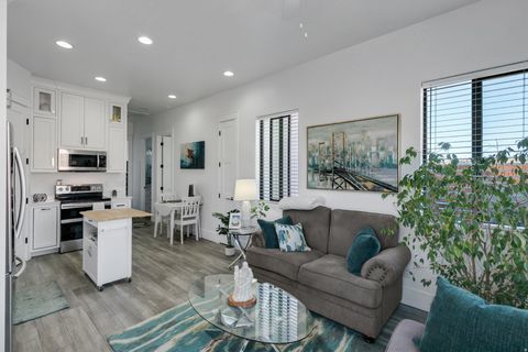 Tiny photo for 2013 N SOMERSET CIR, Washington, UT 84780 (MLS # 2127246)
