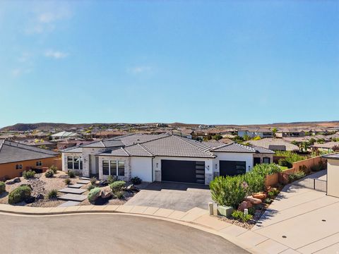 Tiny photo for 2013 N SOMERSET CIR, Washington, UT 84780 (MLS # 2127246)