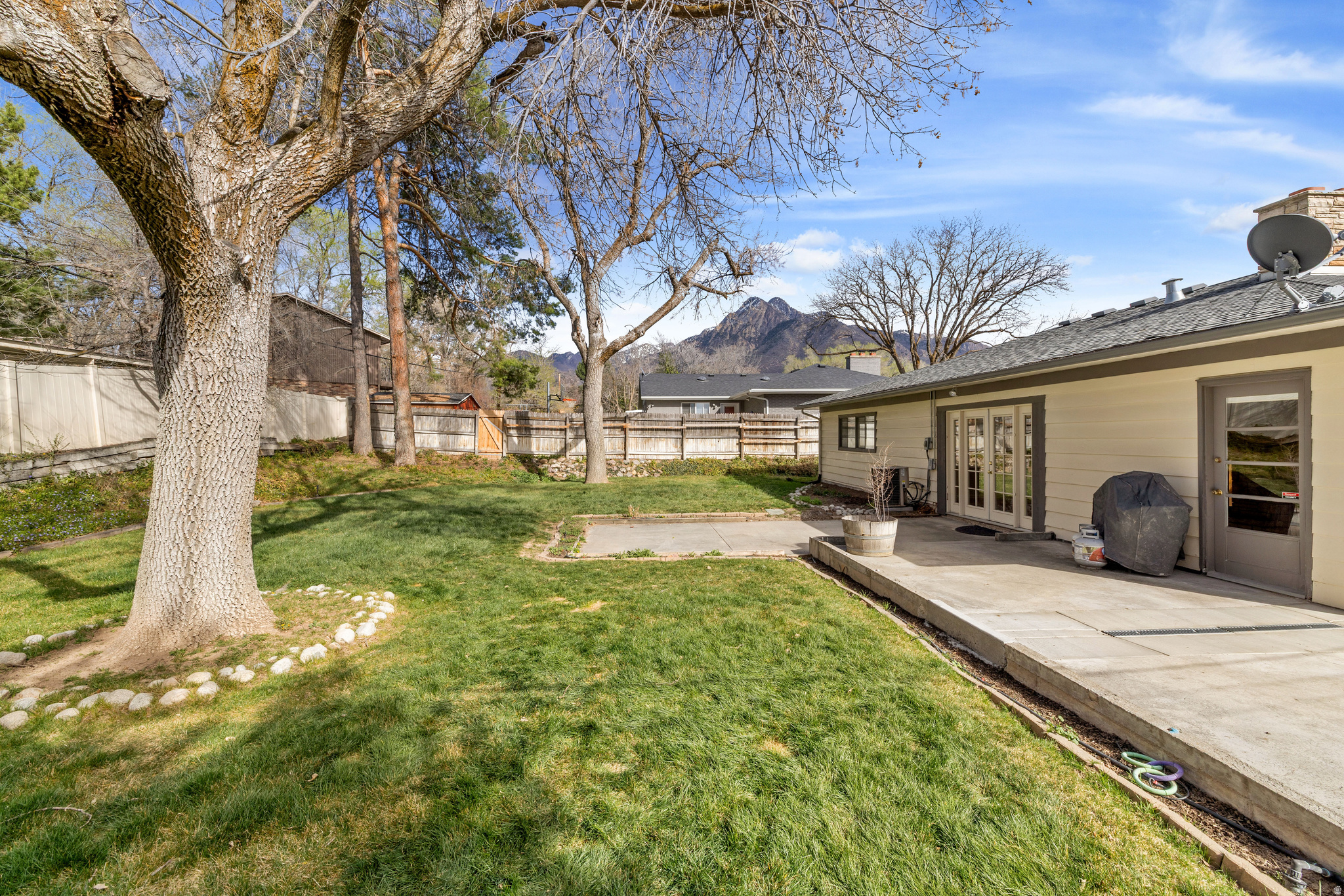 HOLLADAY ACRES - Residential