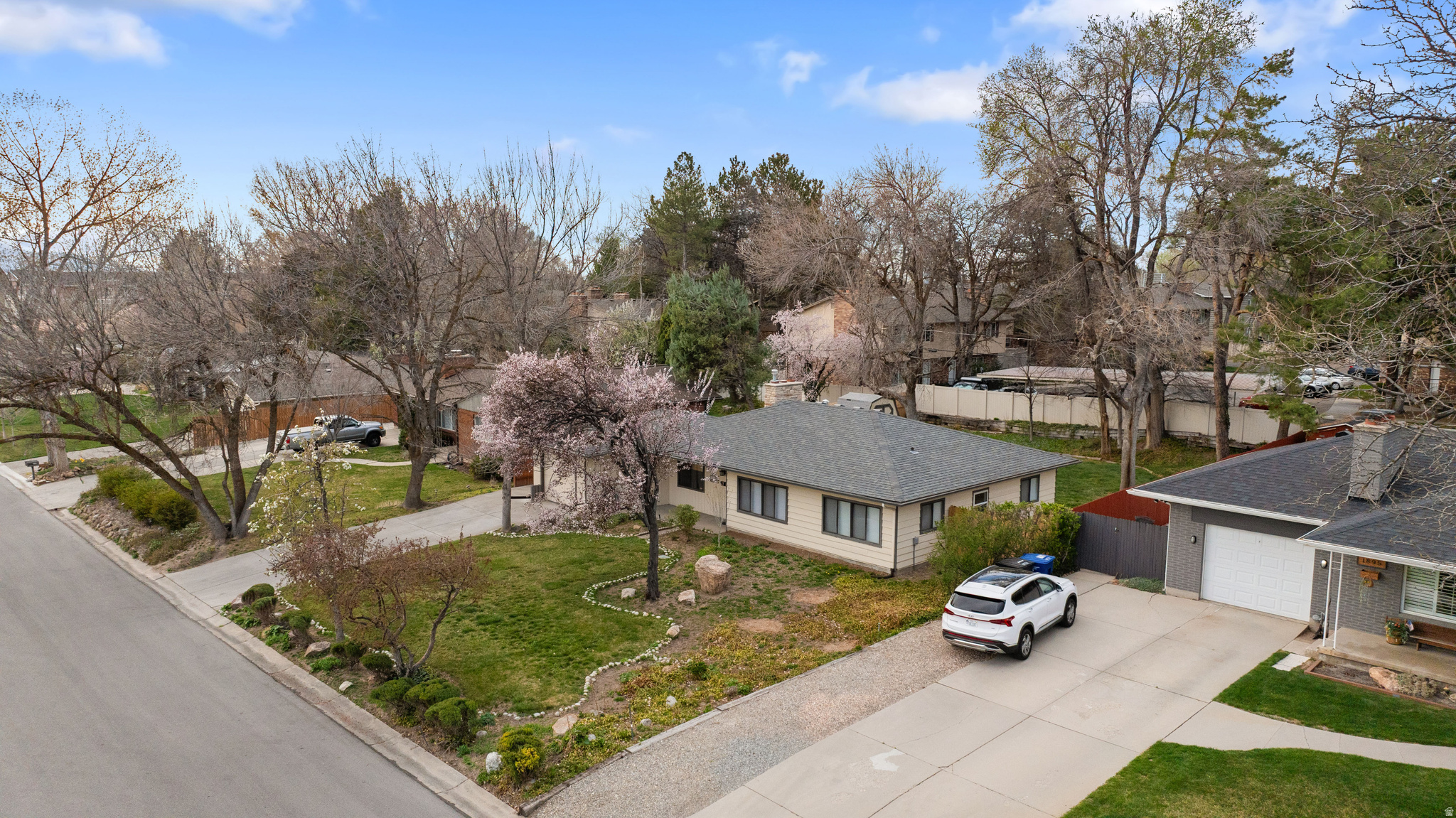 HOLLADAY ACRES - Residential