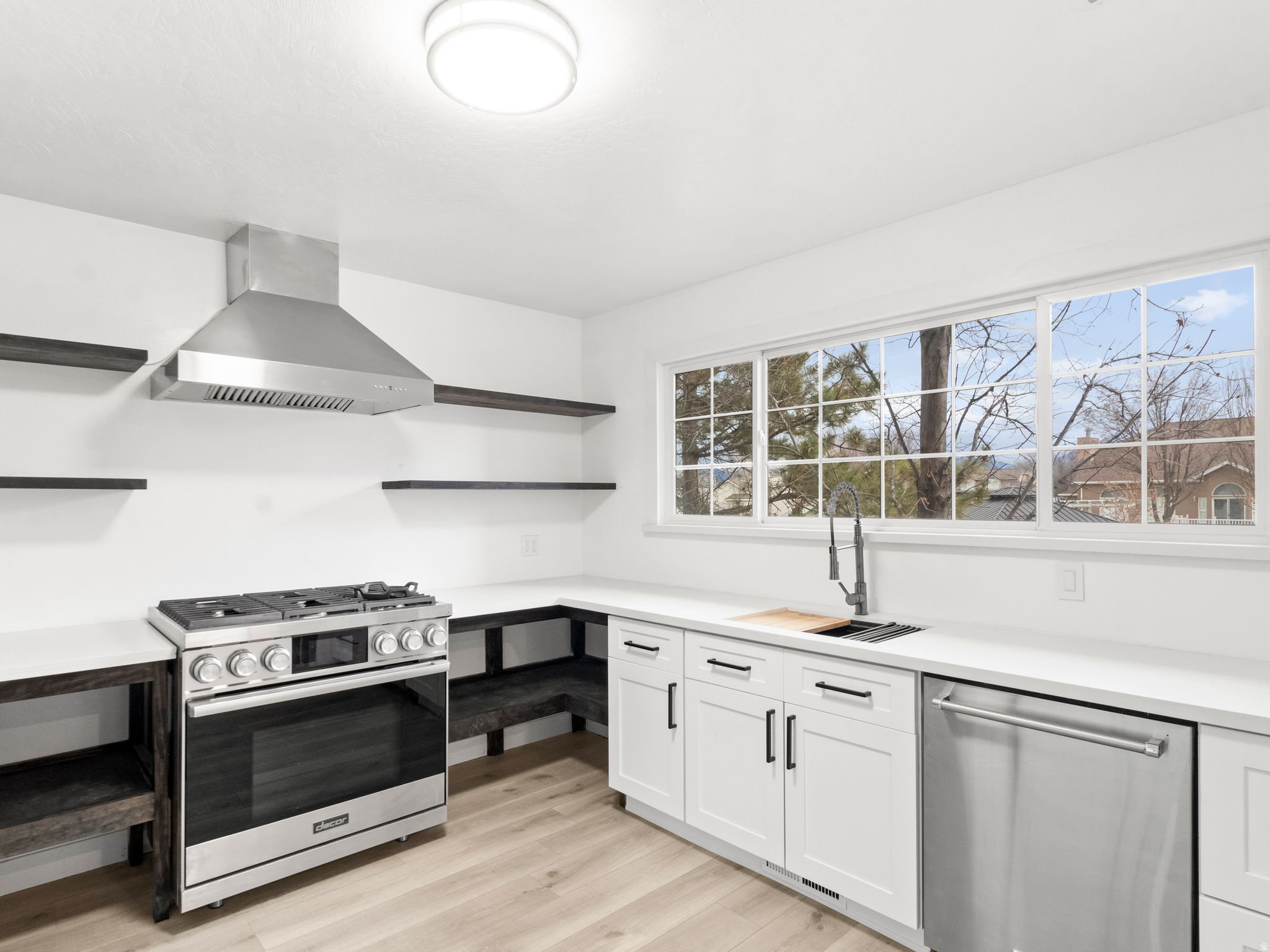 LINCOLN ESTATES - Residential