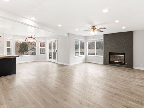 Tiny photo for 9943 S 3200 W, South Jordan, UT 84095 (MLS # 2136274)