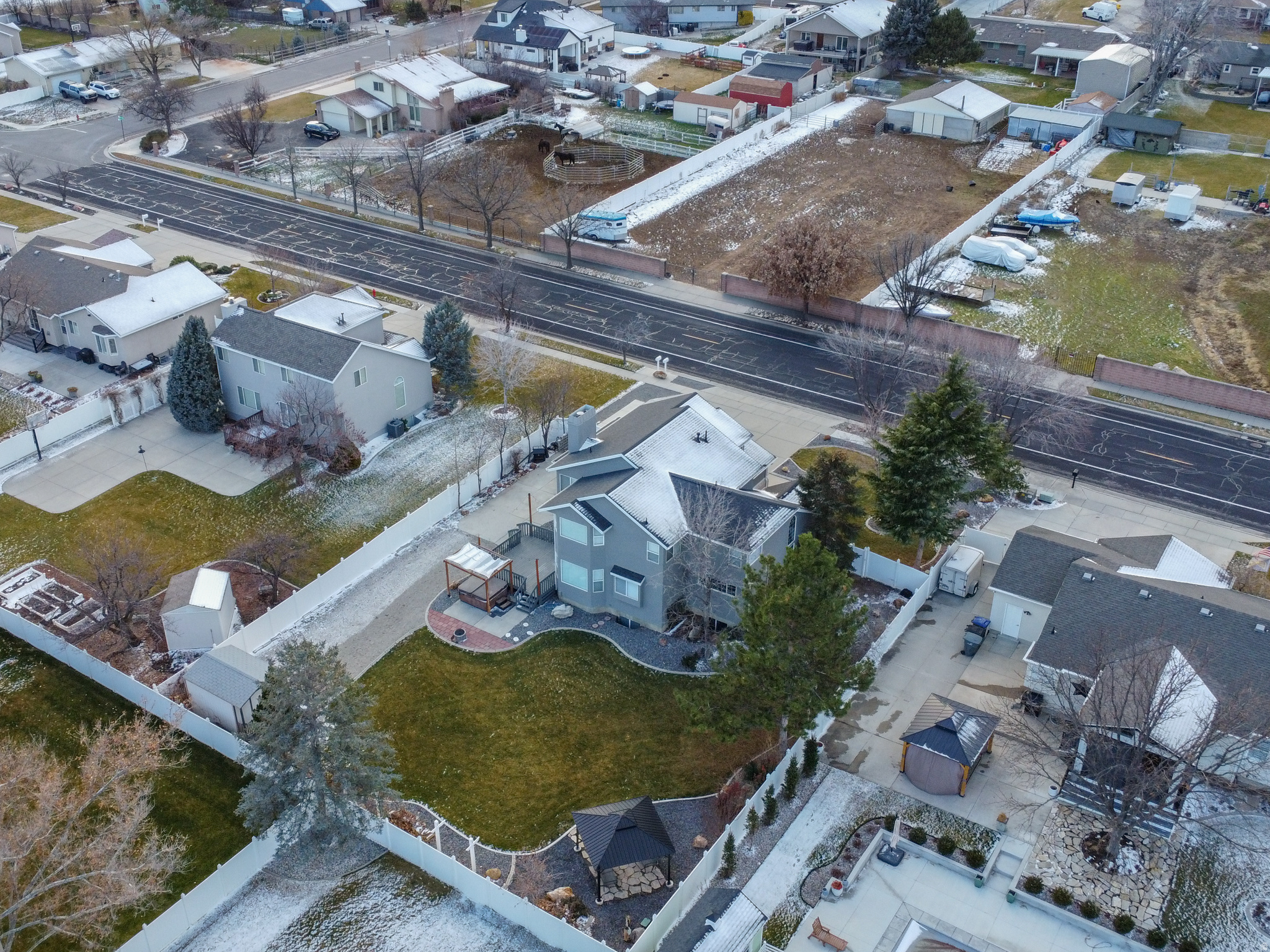 LINCOLN ESTATES - Residential