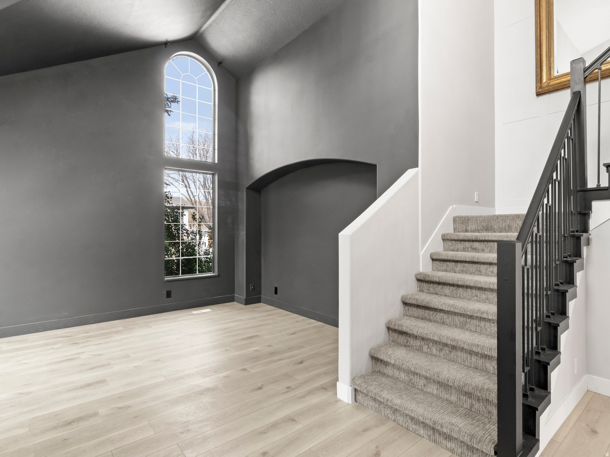 LINCOLN ESTATES - Residential