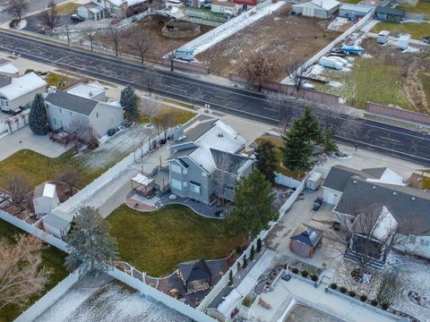 Tiny photo for 9943 S 3200 W, South Jordan, UT 84095 (MLS # 2136274)