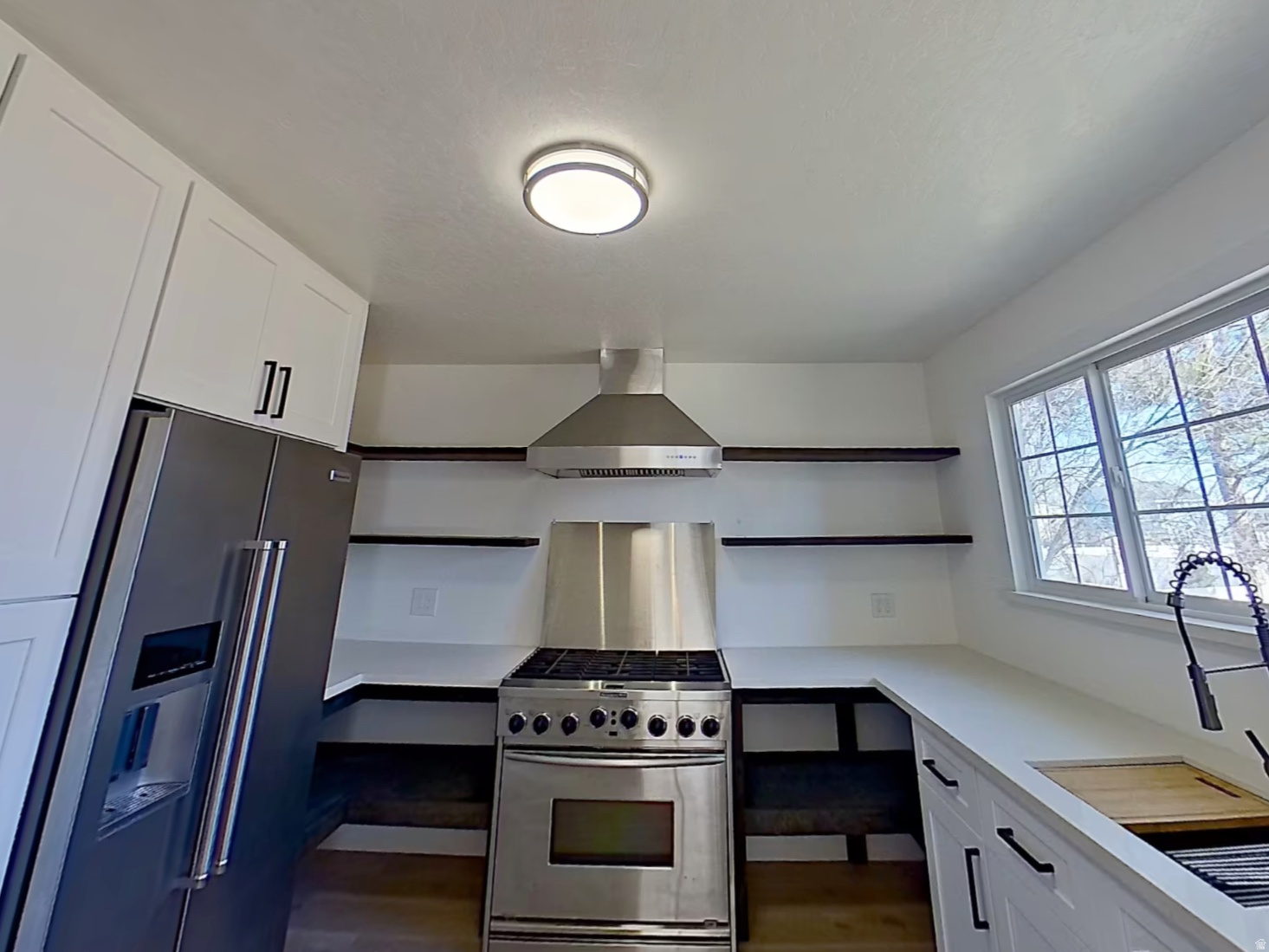 LINCOLN ESTATES - Residential