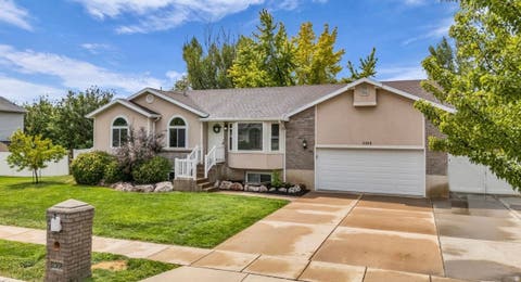 Tiny photo for 2308 S 1520 W, Syracuse, UT 84075 (MLS # 2178911)