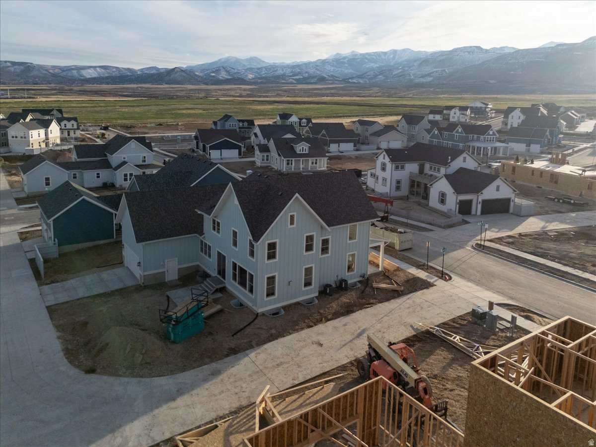 DAYBREAK - Residential