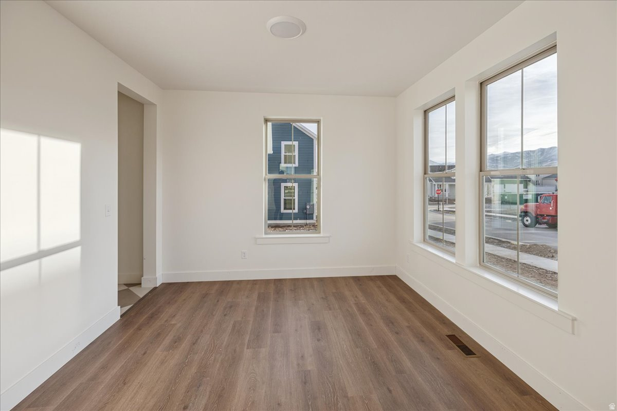 DAYBREAK - Residential