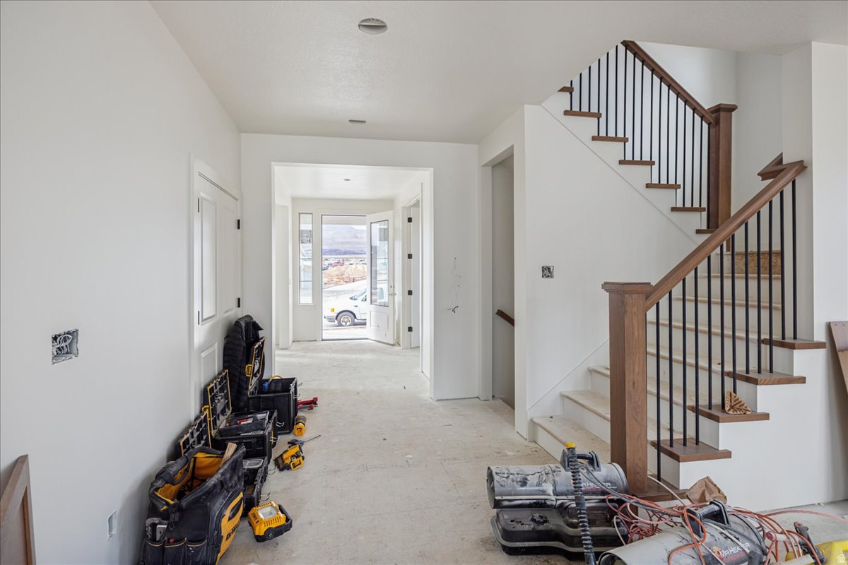 DAYBREAK - Residential