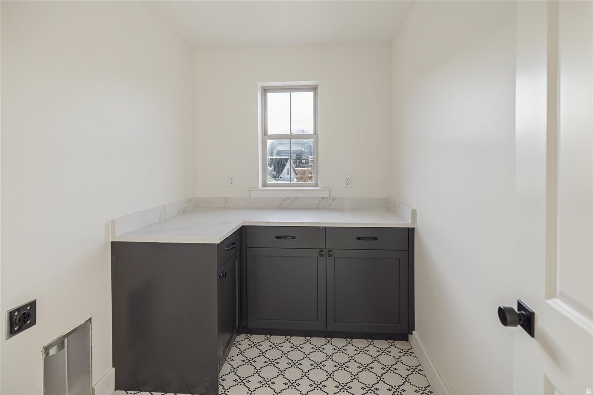 DAYBREAK - Residential