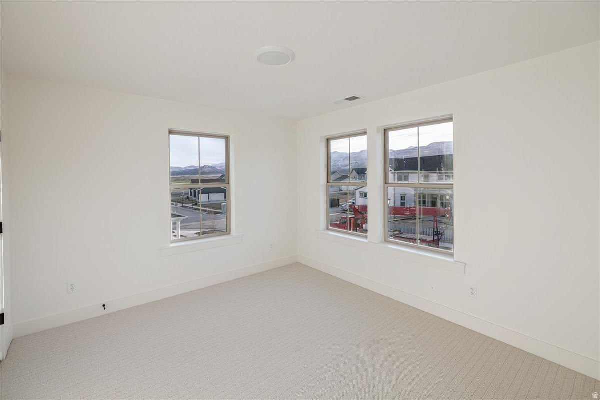 DAYBREAK - Residential