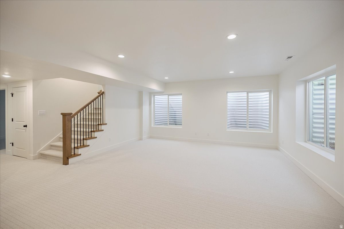 DAYBREAK - Residential