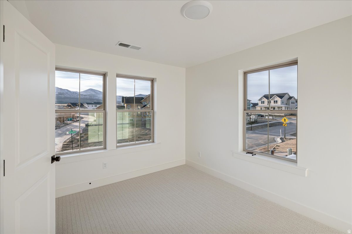 DAYBREAK - Residential