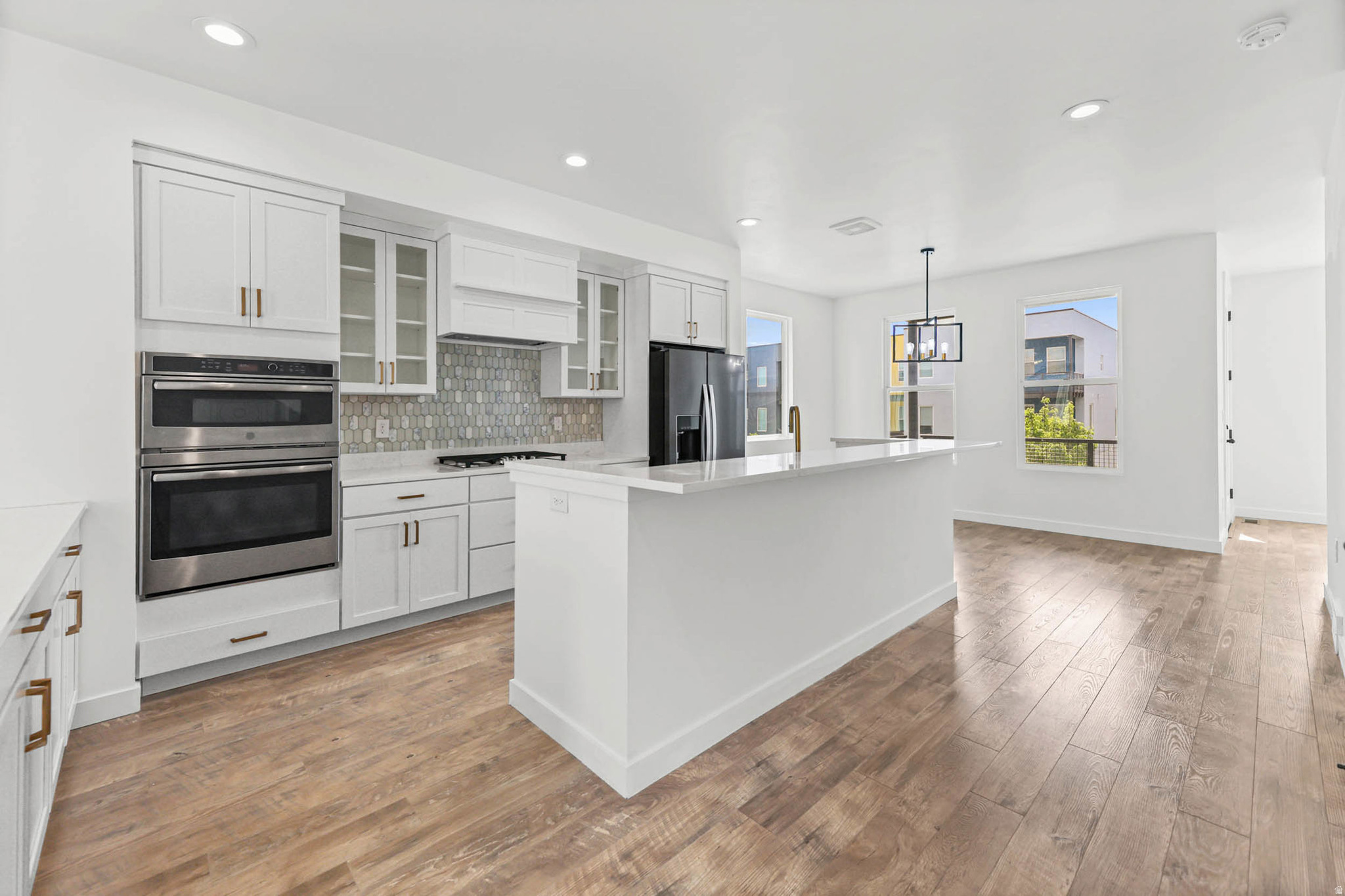 DAYBREAK - Residential