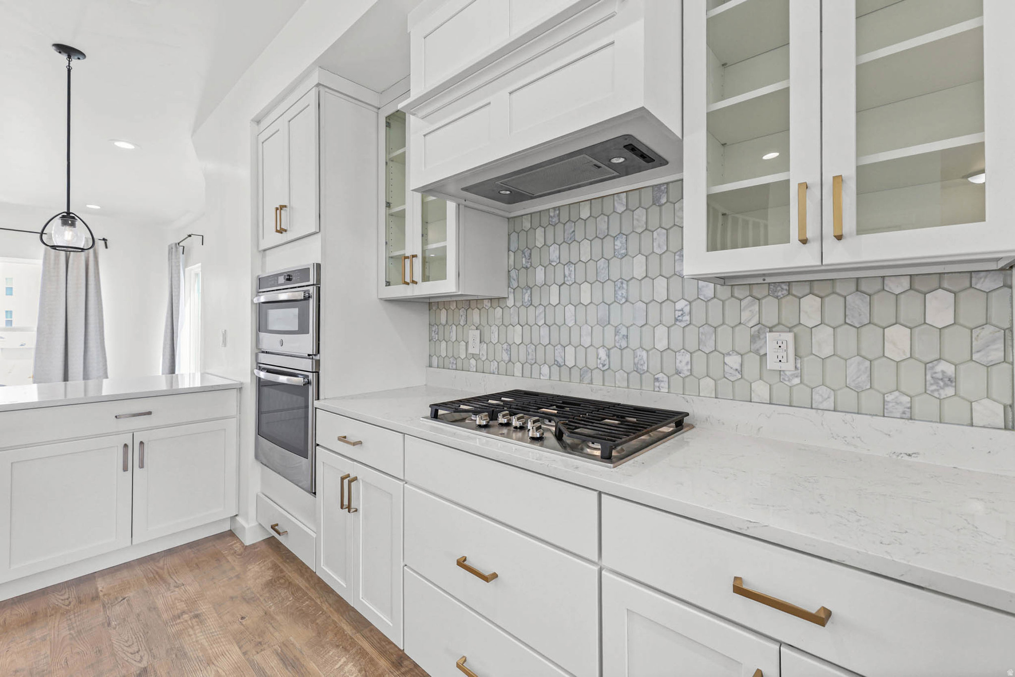 DAYBREAK - Residential