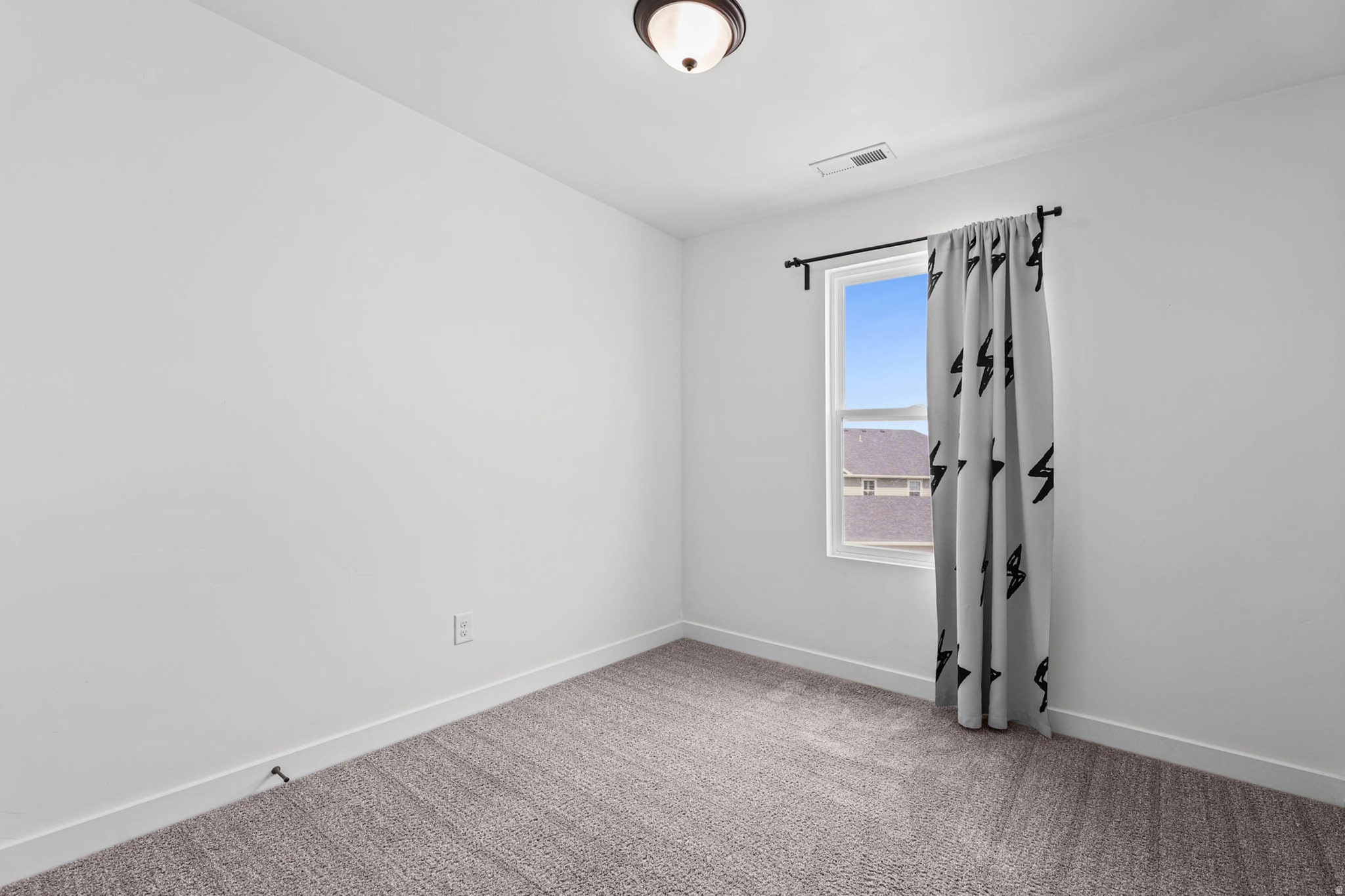 DAYBREAK - Residential