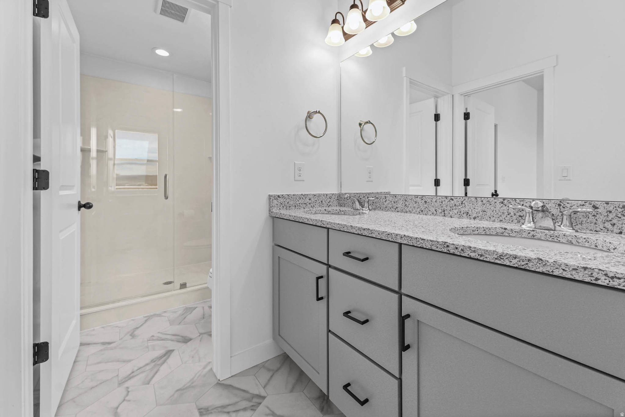 DAYBREAK - Residential