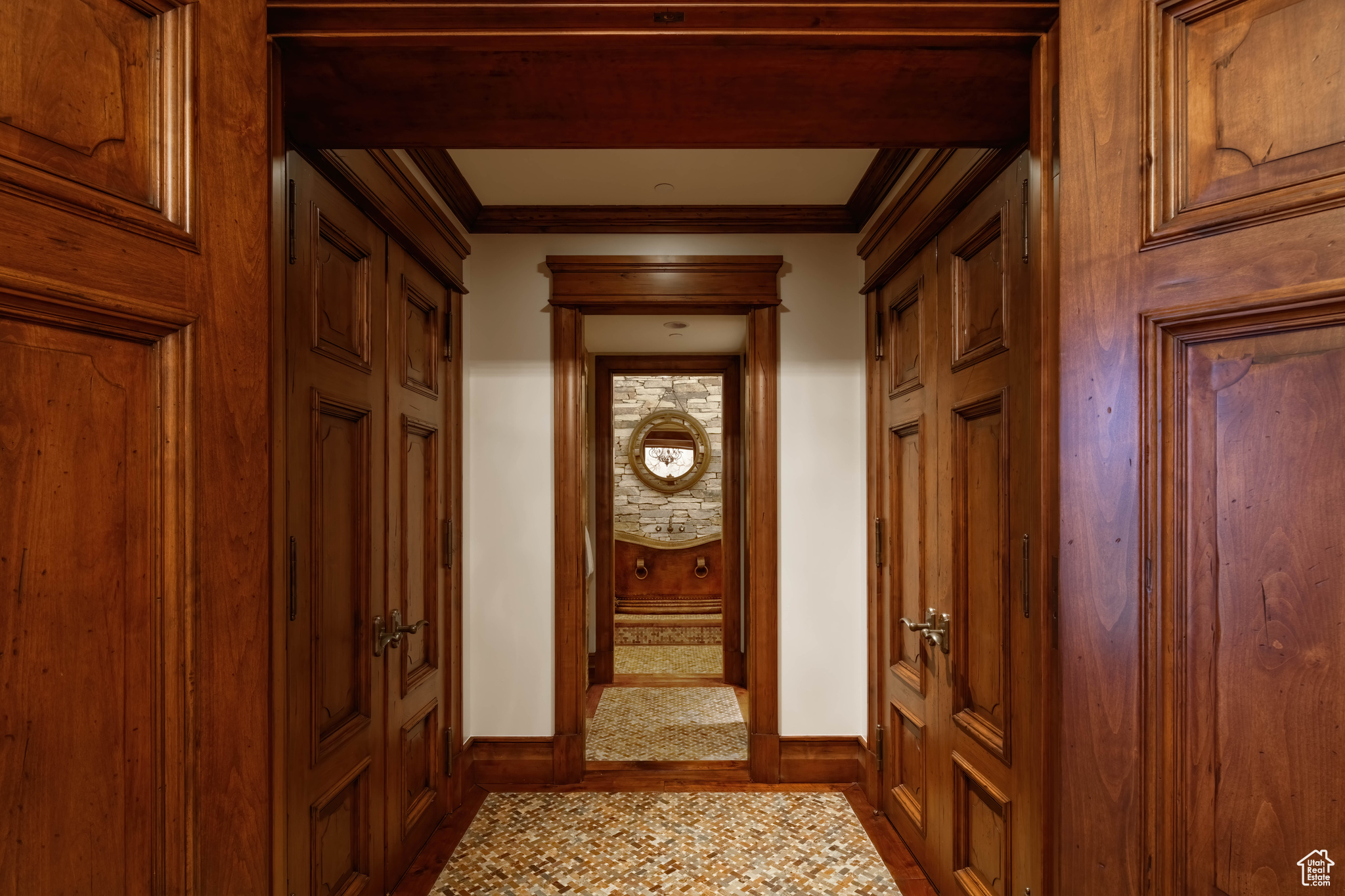 ST REGIS - Residential