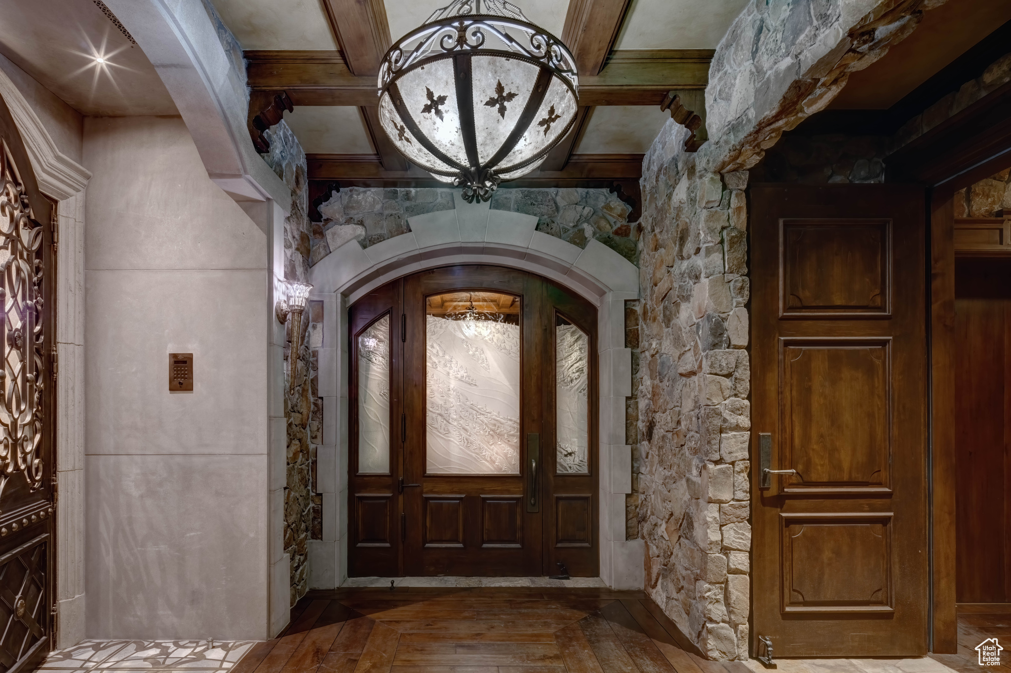 ST REGIS - Residential