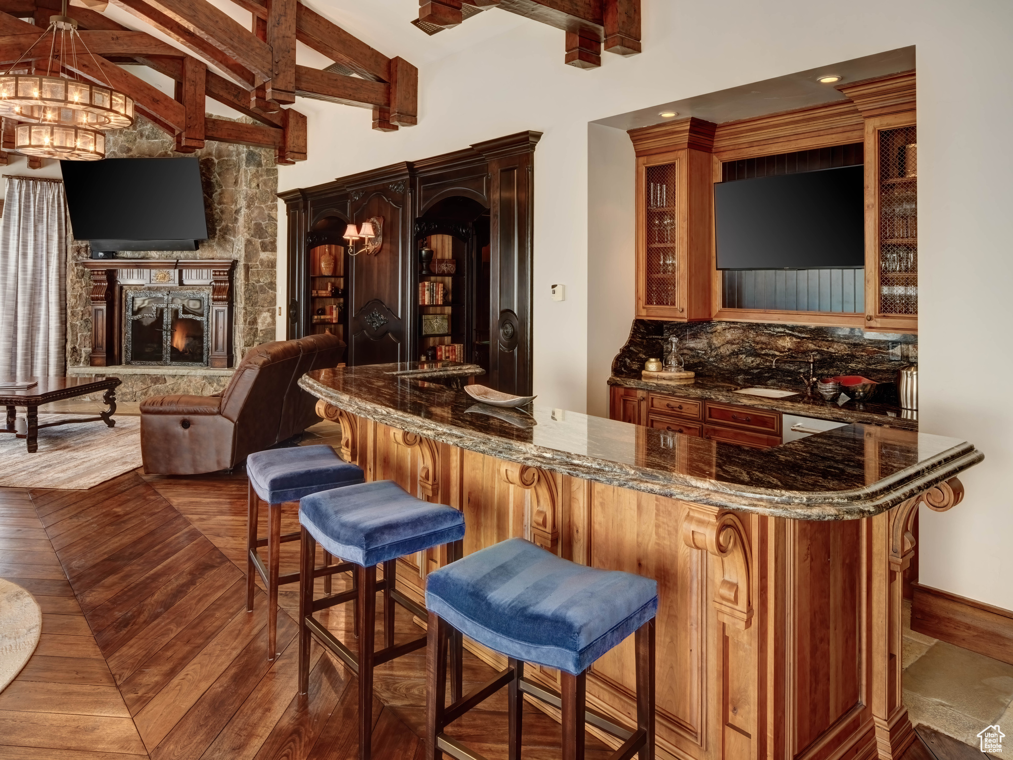 ST REGIS - Residential
