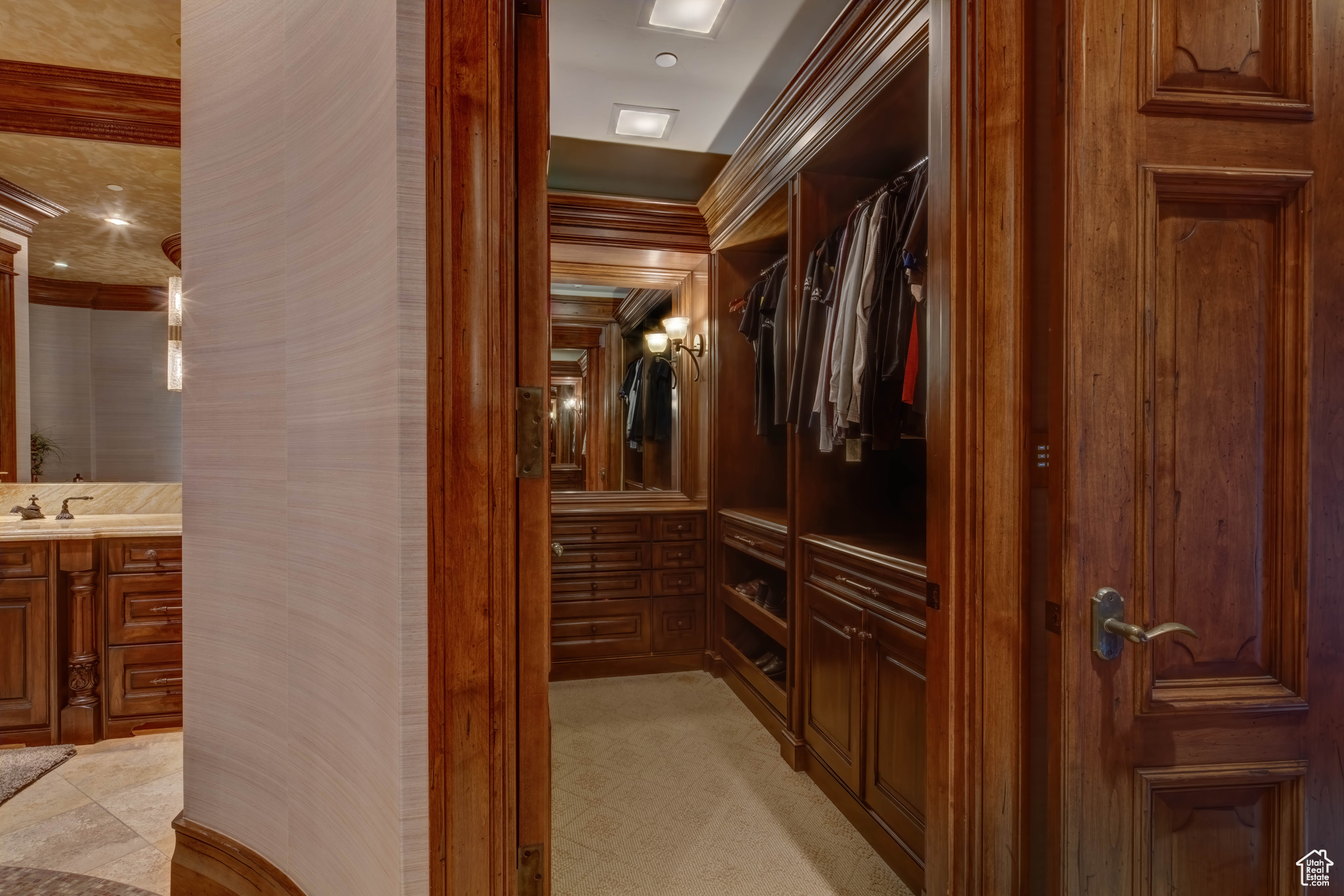 ST REGIS - Residential