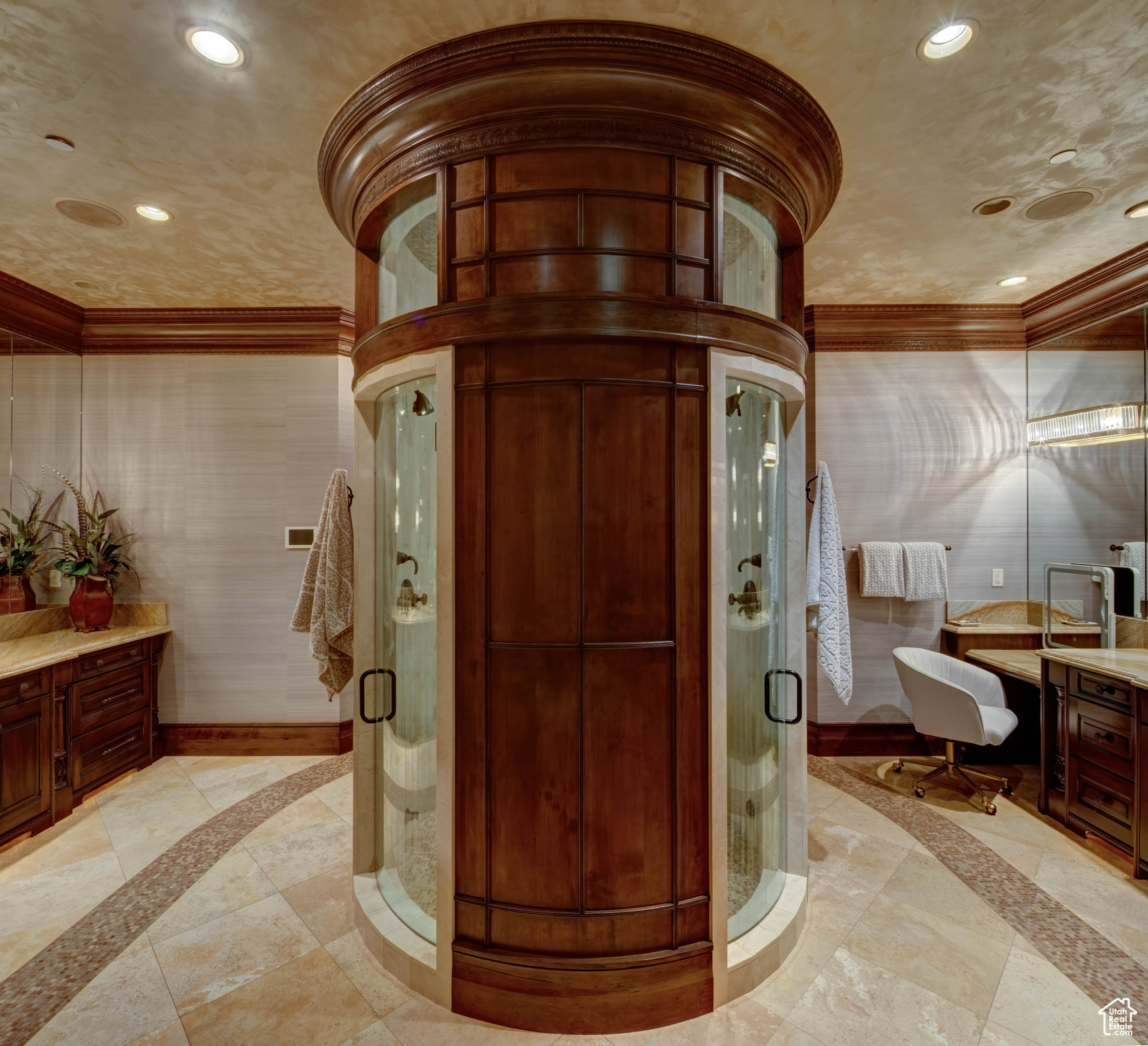 ST REGIS - Residential