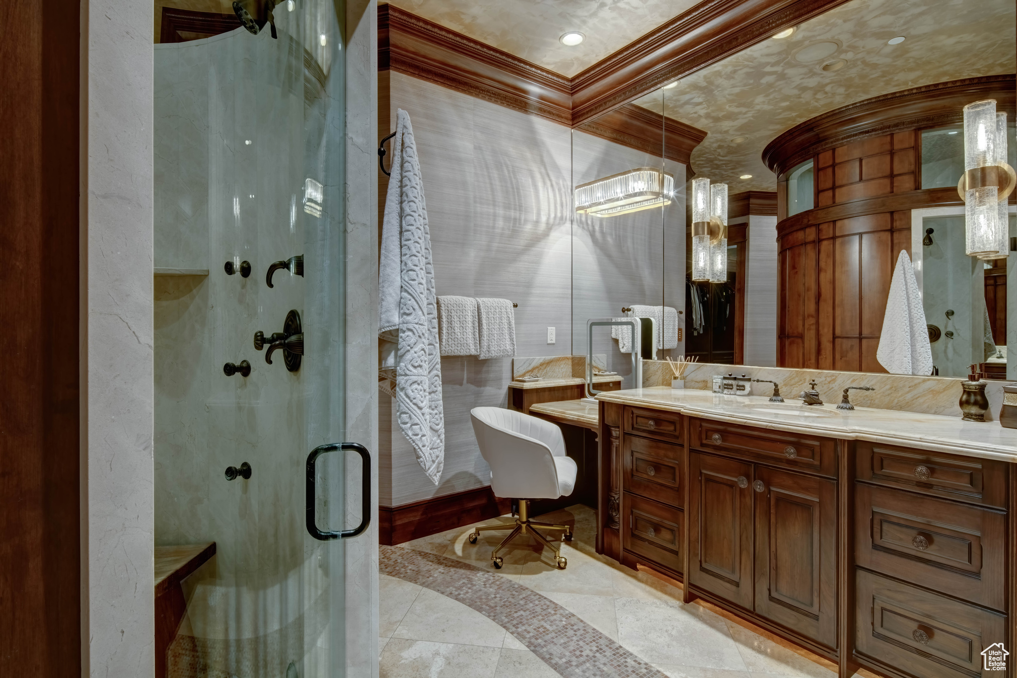 ST REGIS - Residential