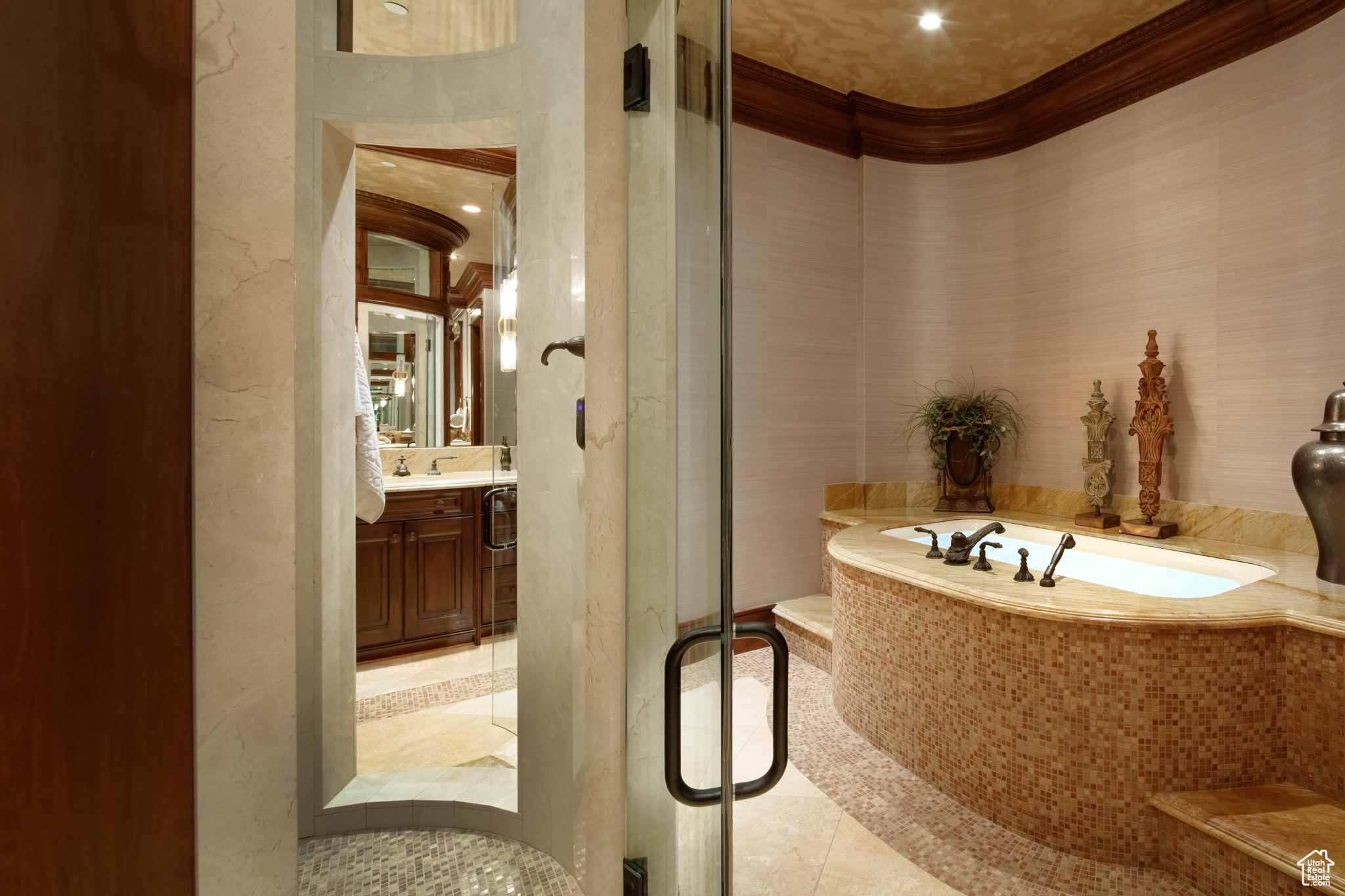 ST REGIS - Residential