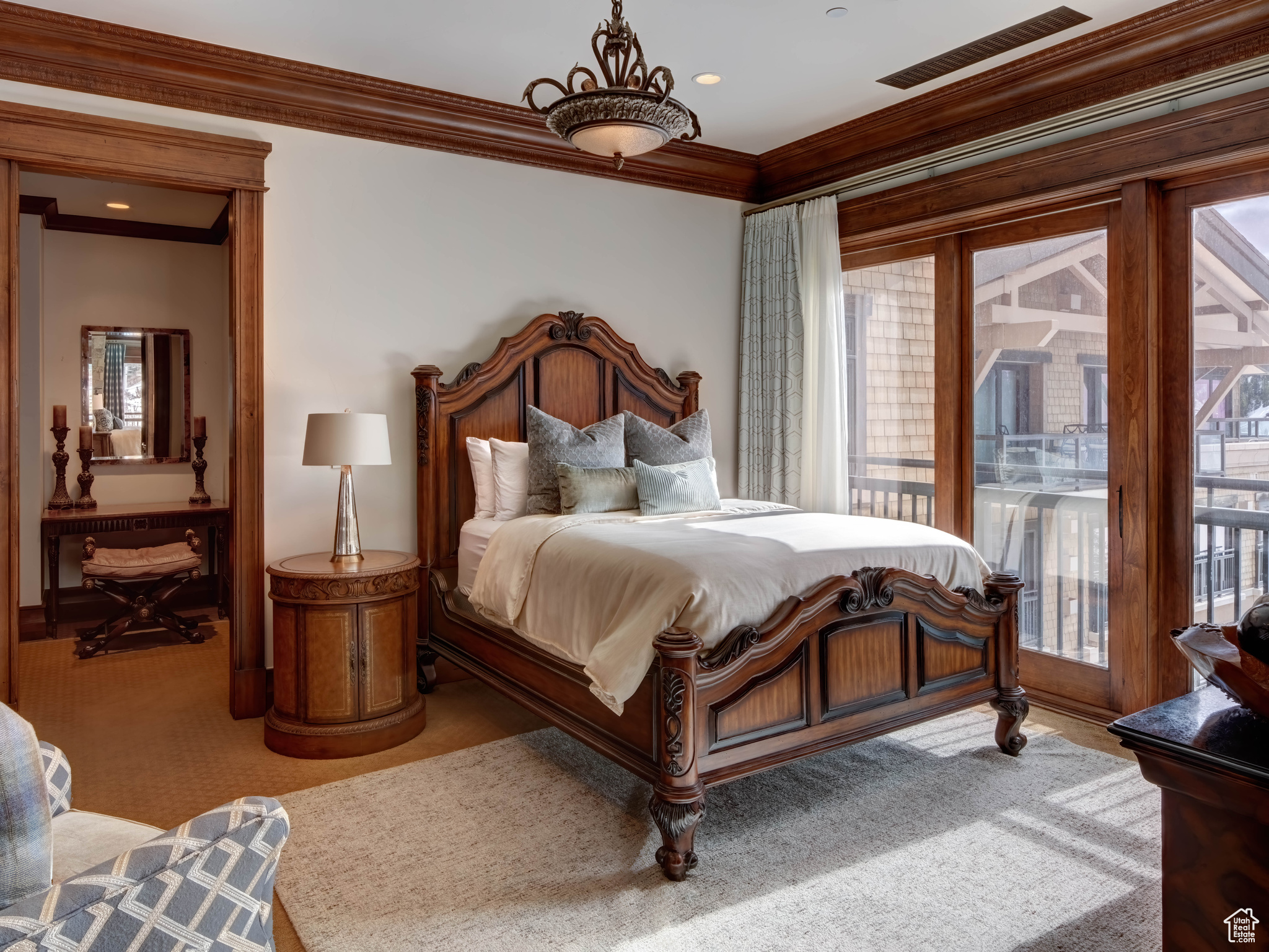 ST REGIS - Residential