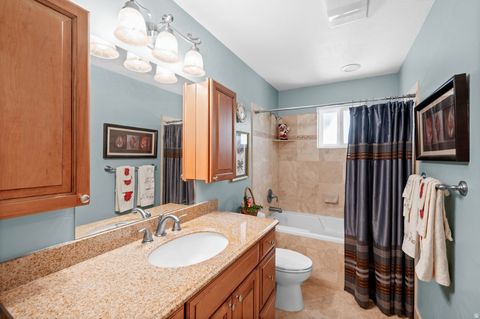 Tiny photo for 2671 S EDGEHILL DR E, Bountiful, UT 84010 (MLS # 2126918)