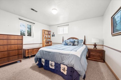 Tiny photo for 2671 S EDGEHILL DR E, Bountiful, UT 84010 (MLS # 2126918)