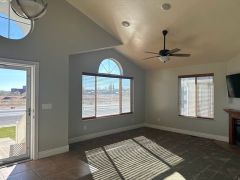 Tiny photo for 266 W LAGOON ST, Roosevelt, UT 84066 (MLS # 2120518)