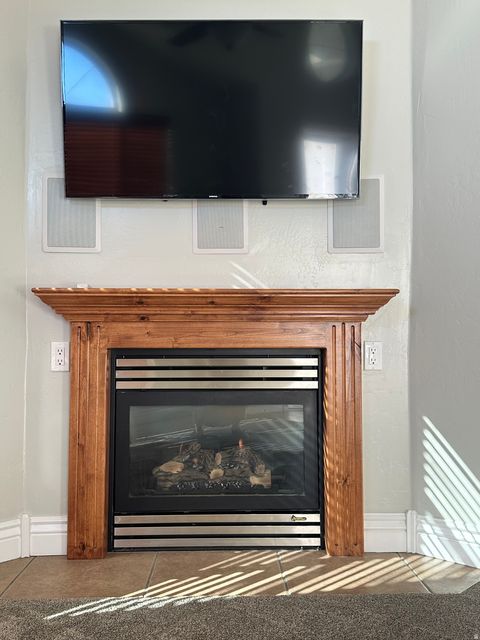 Tiny photo for 266 W LAGOON ST, Roosevelt, UT 84066 (MLS # 2120518)