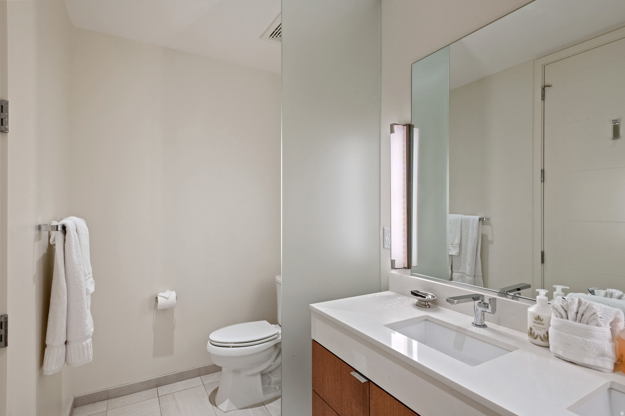 LIFT CONDOS - Residential