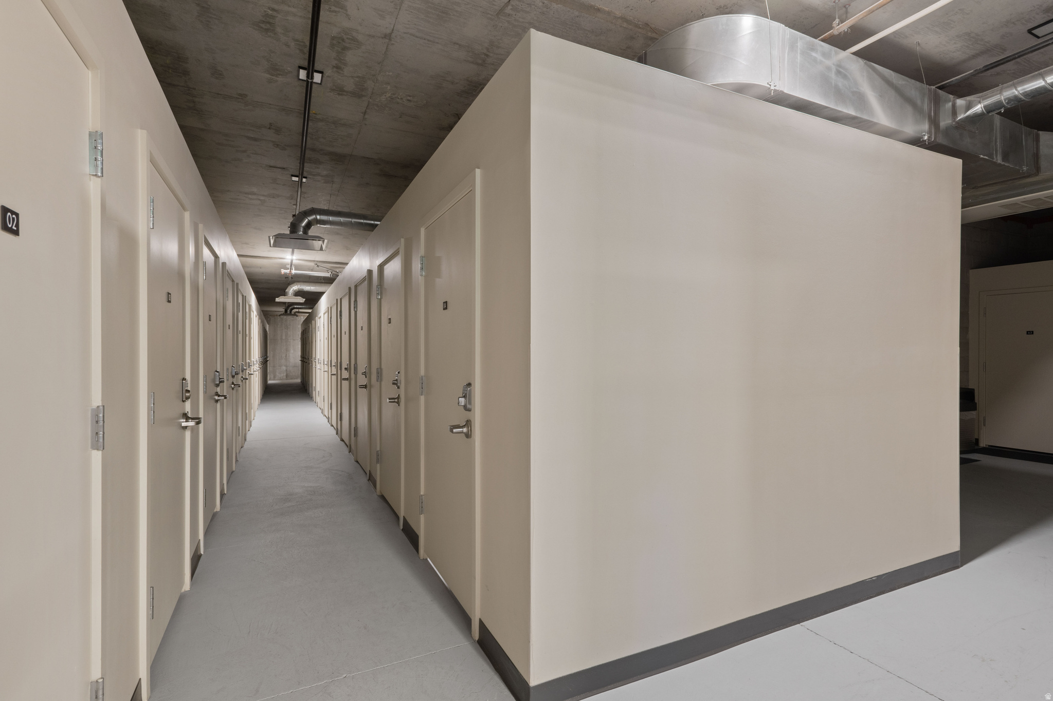 LIFT CONDOS - Residential