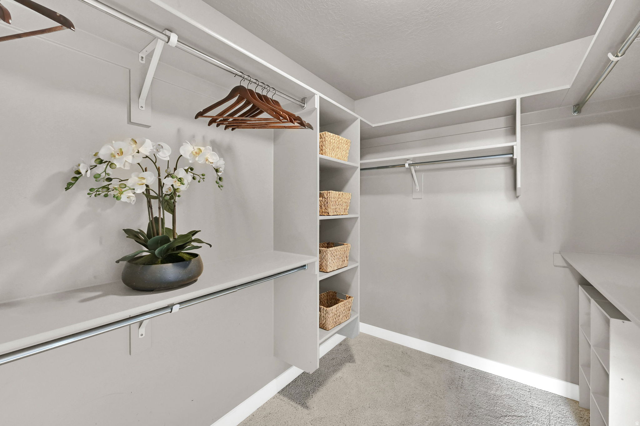 VALLEY VIEW - Residential