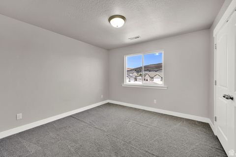 Tiny photo for 9602 N BLUE SKY DR, Eagle Mountain, UT 84005 (MLS # 2116483)