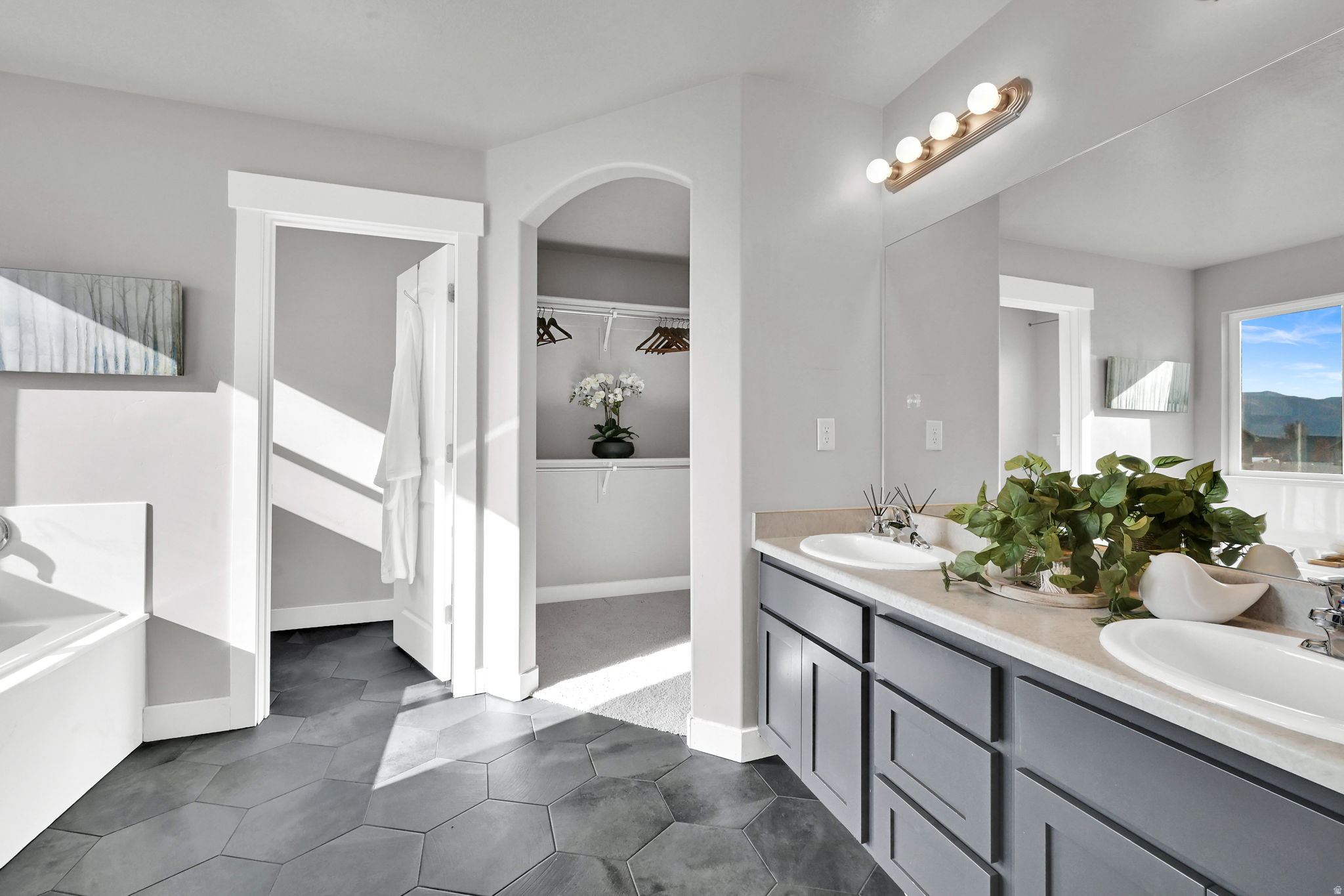 VALLEY VIEW - Residential