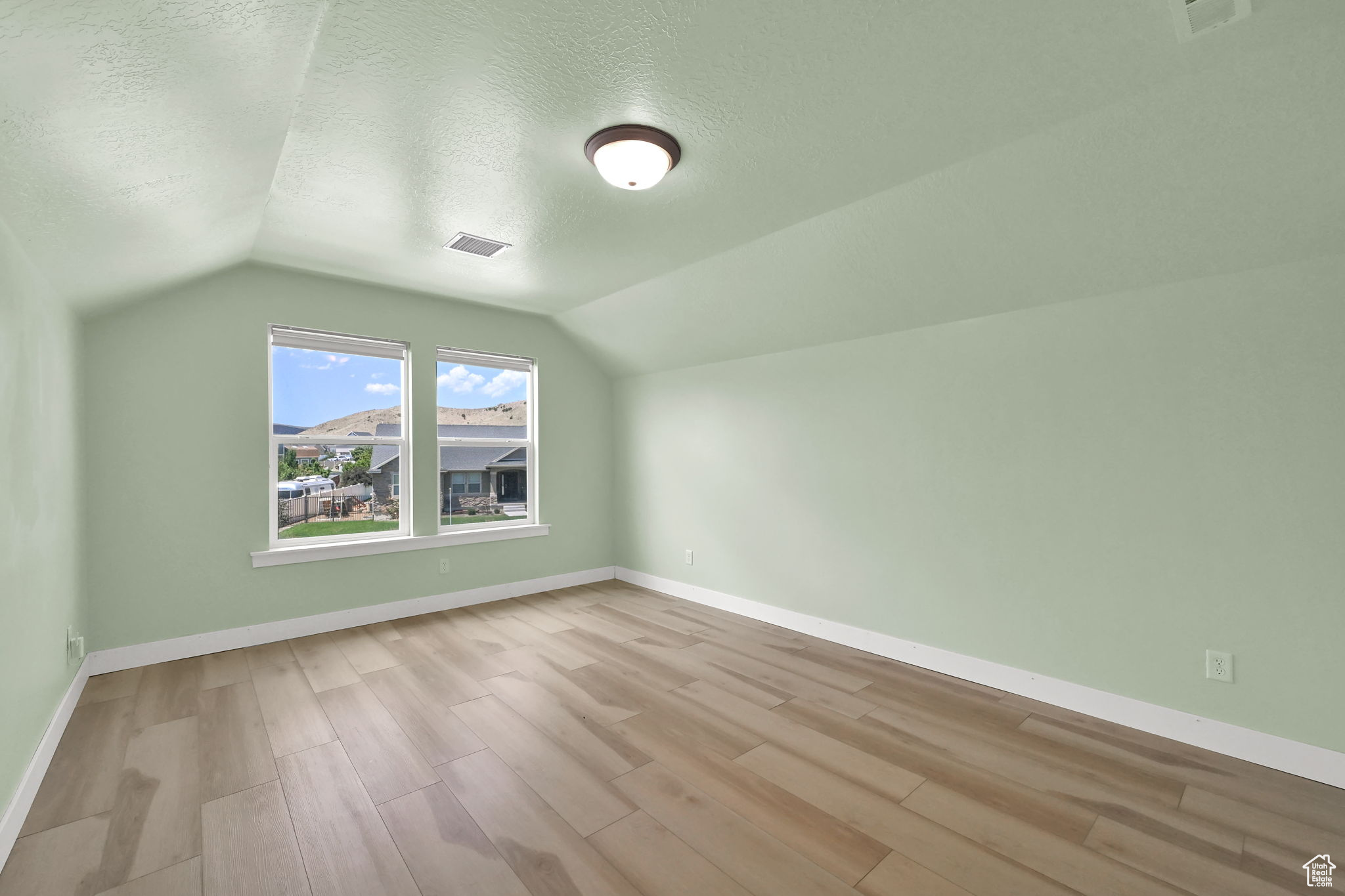 VALLEY VIEW - Residential