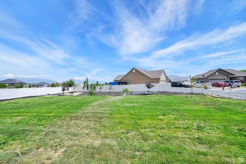Tiny photo for 9602 N BLUE SKY DR, Eagle Mountain, UT 84005 (MLS # 2116483)