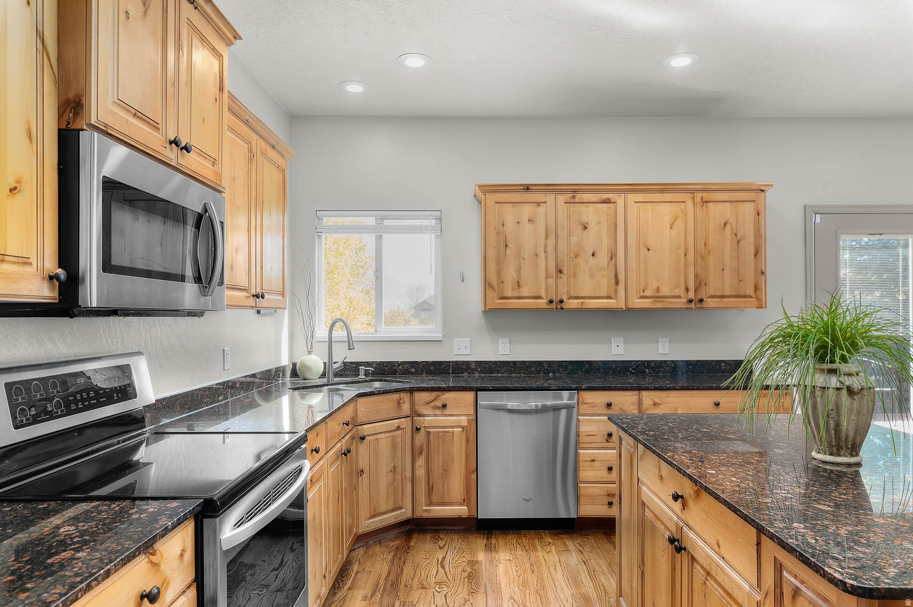 SARATOGA HILLS - Residential