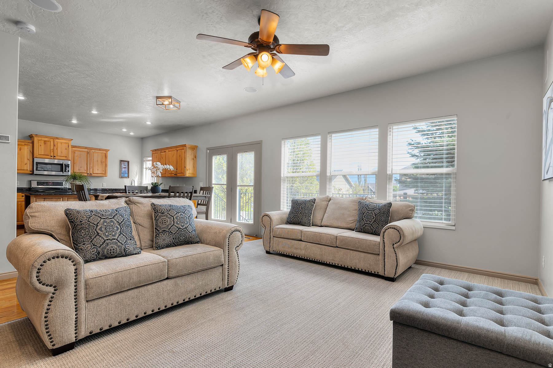 SARATOGA HILLS - Residential