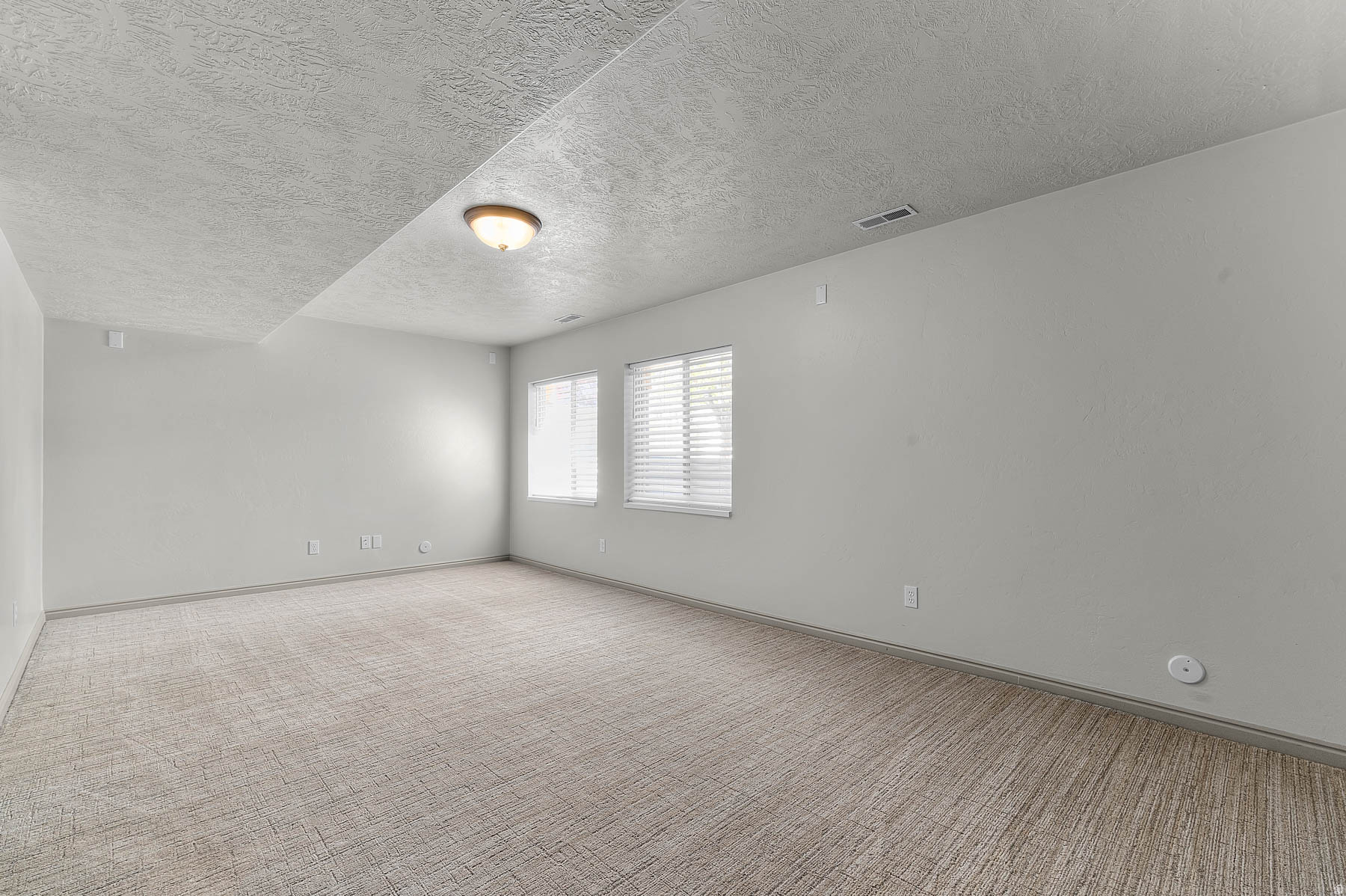 SARATOGA HILLS - Residential