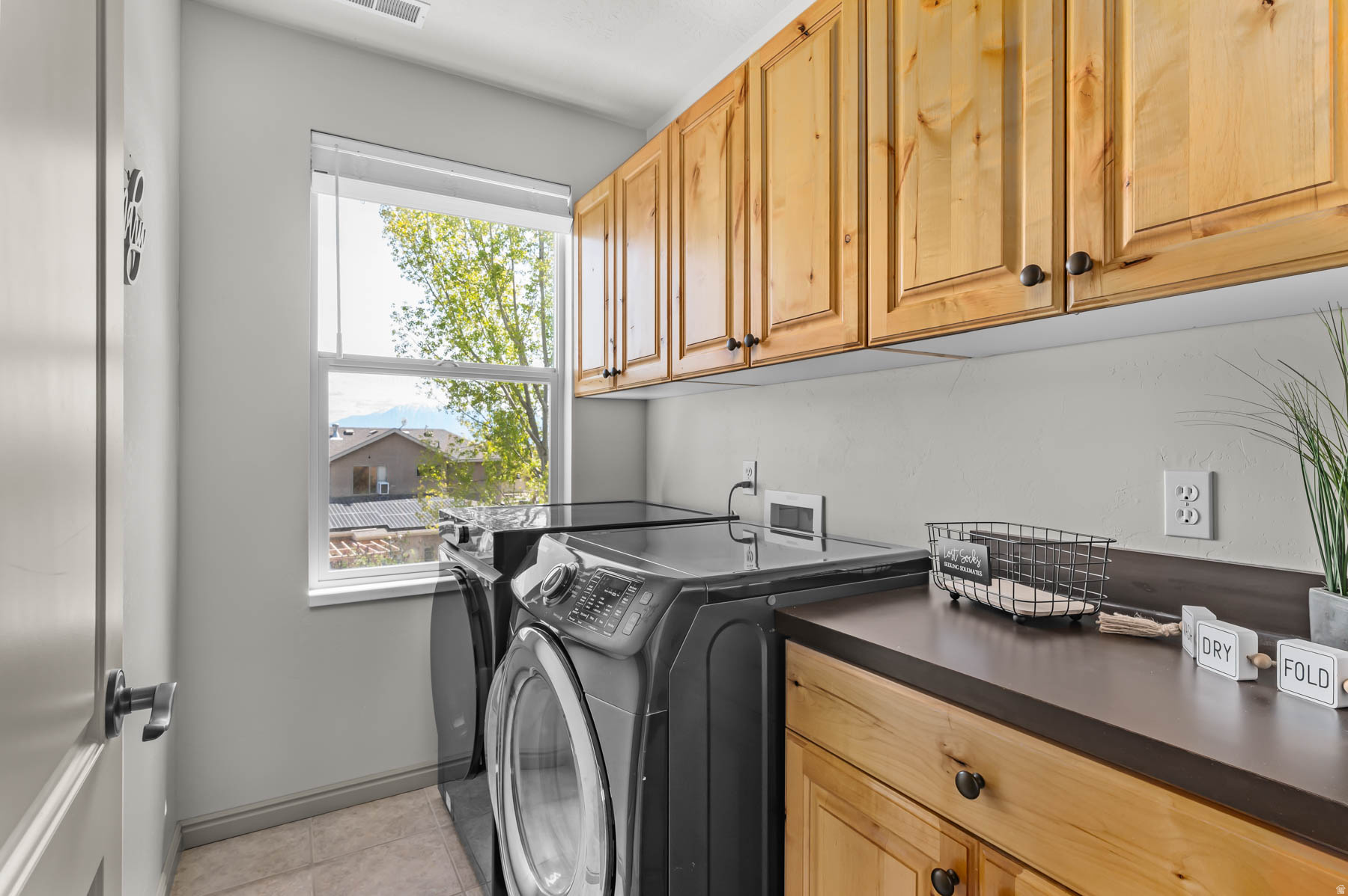 SARATOGA HILLS - Residential