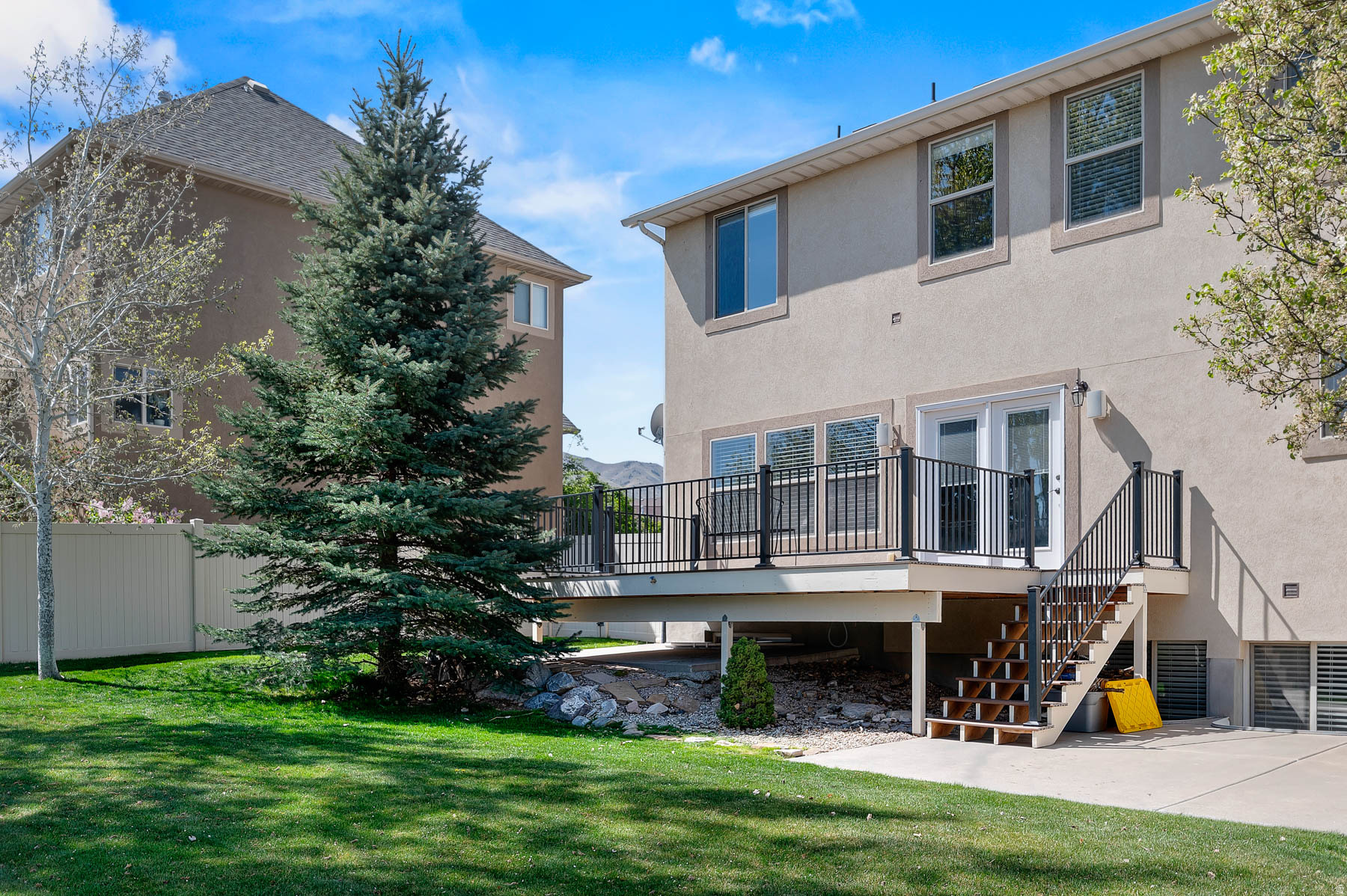 SARATOGA HILLS - Residential