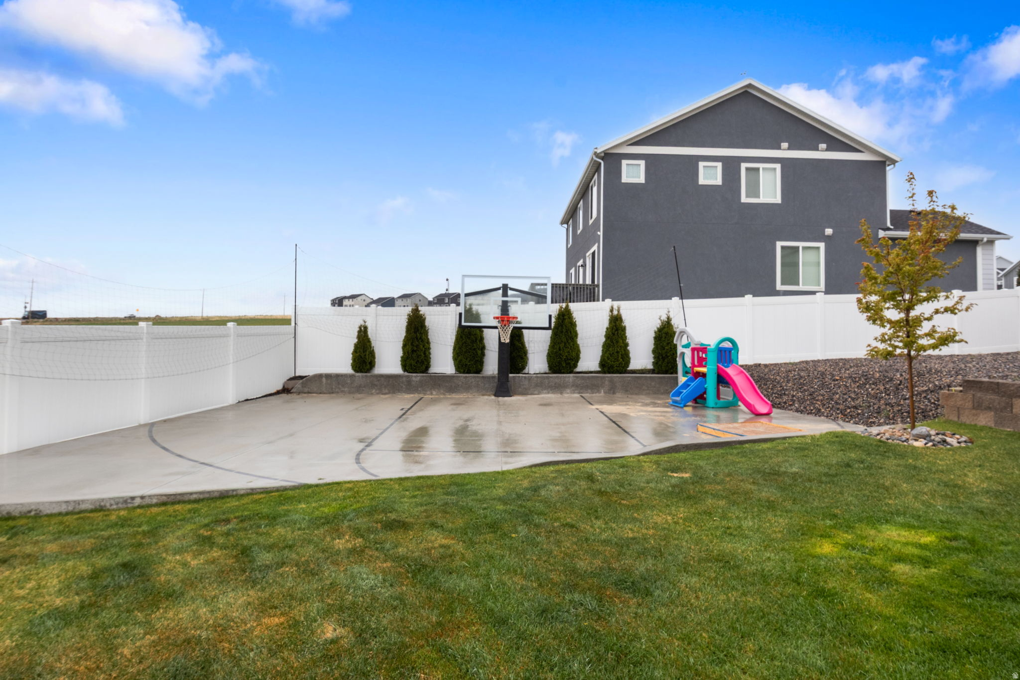 WOOD HOLLOW ESTATES - Residential